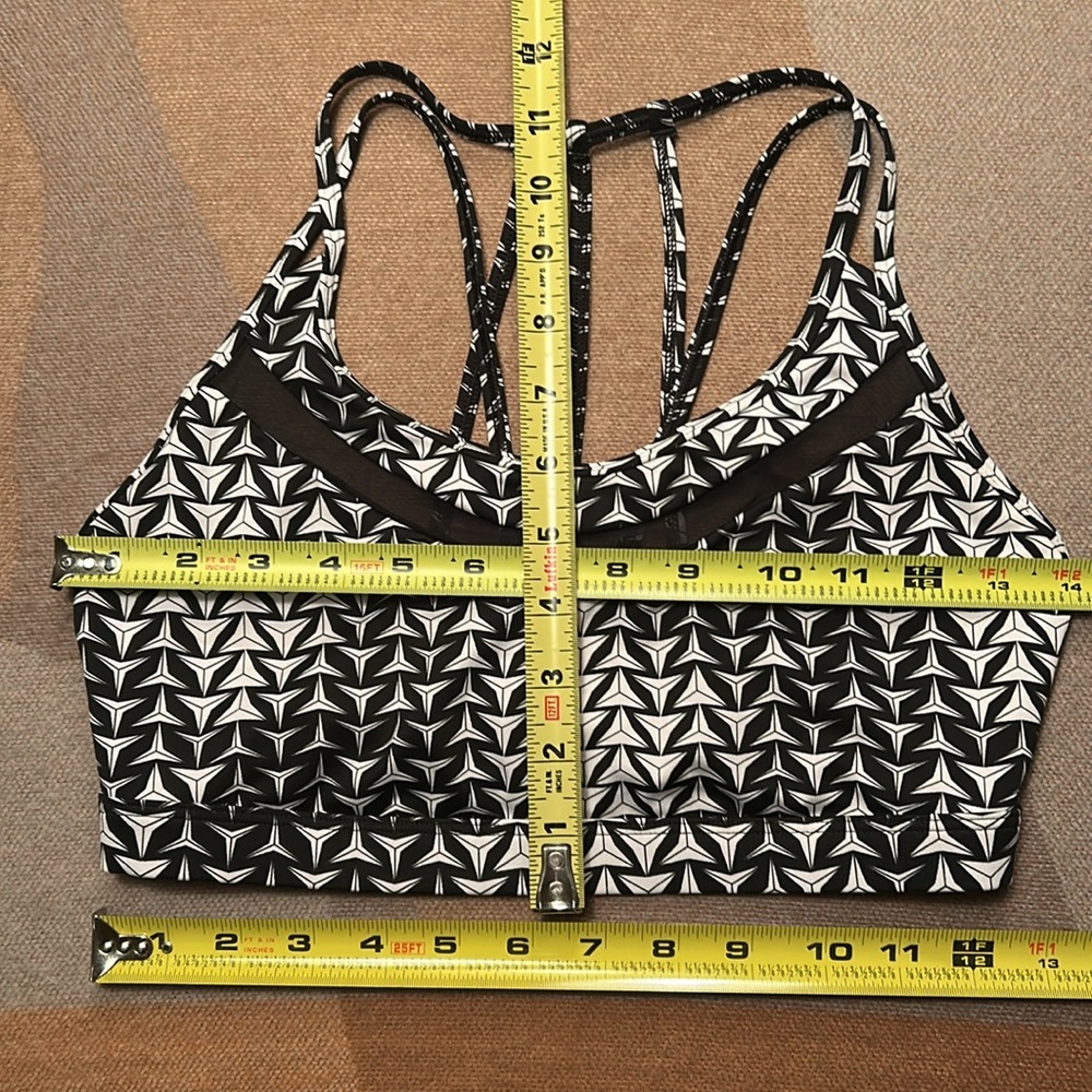 Victoria Secret Womens Geometric Black White Pront Mesh Strappy Sports Bra, M - Picture 3 of 8